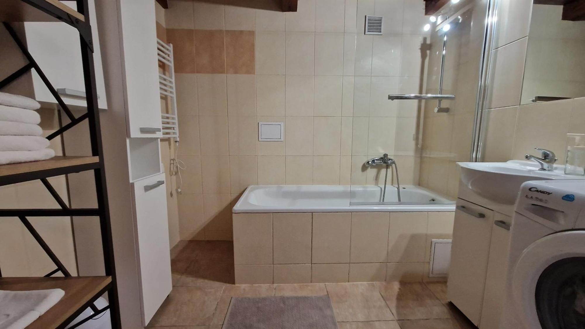 St Gertruda Apartment Free Parking Citybeat#2 كراكوفيا المظهر الخارجي الصورة
